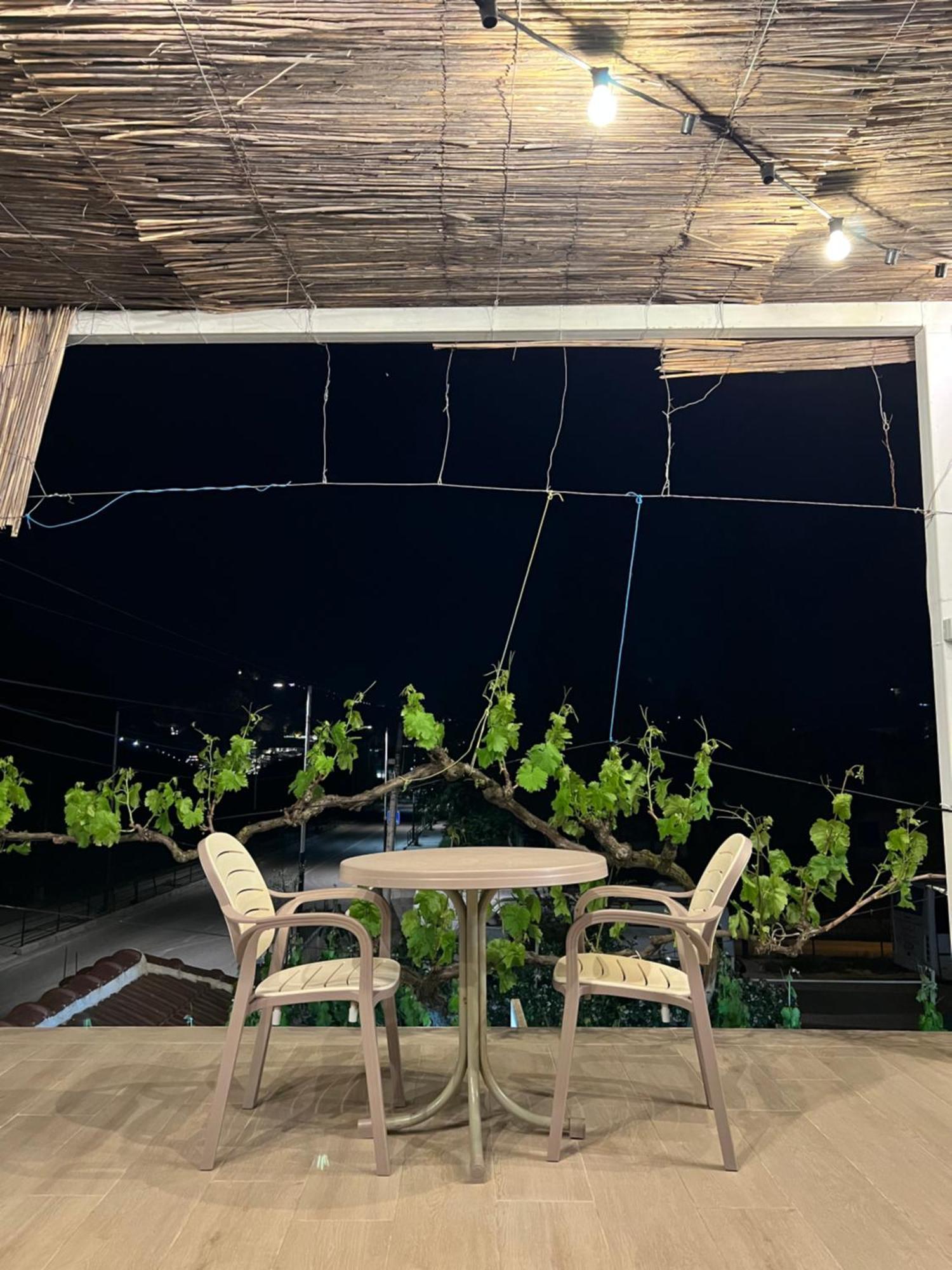 Cereni Guesthouse Berat Bagian luar foto